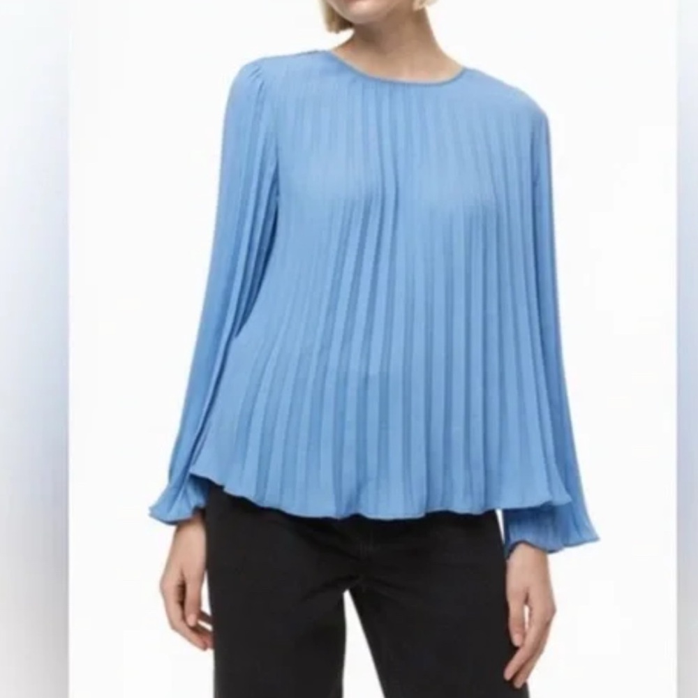 *NWT* H& M Light Blue Pleated Blouse